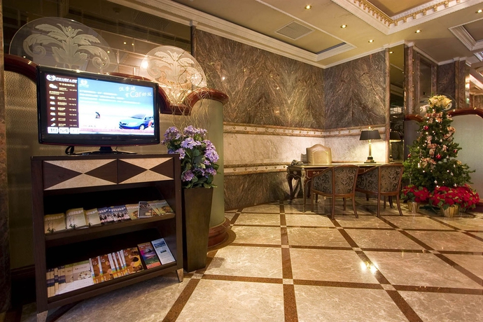 Imagen de los interiores del Hotel Happiness. Foto 12