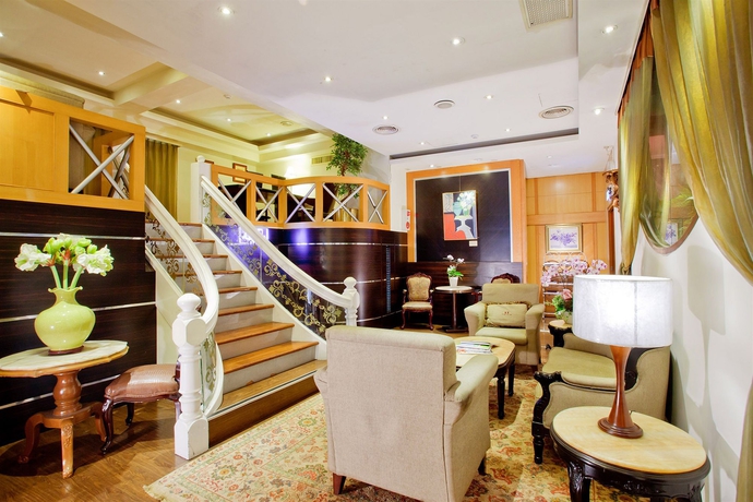 Imagen de los interiores del Hotel Happiness. Foto 13