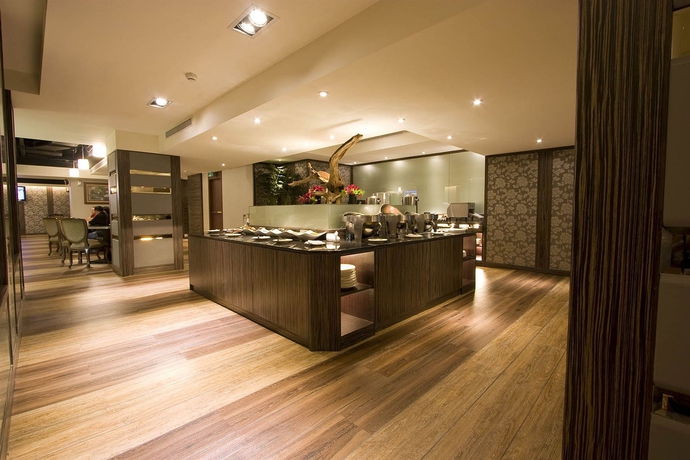 Imagen del bar/restaurante del Hotel Happiness. Foto 4