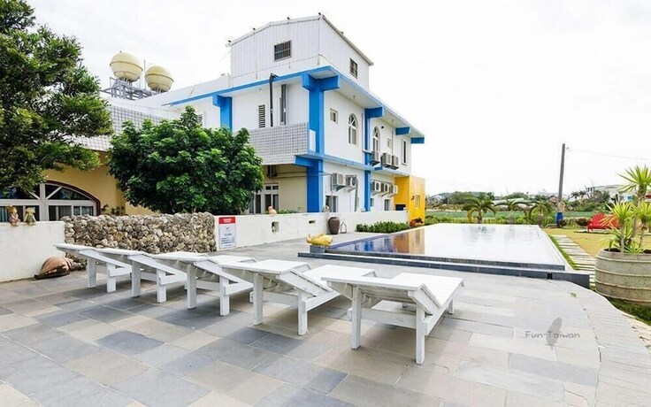 Imagen de la piscina del Hotel Happiness, Kengting. Foto 18