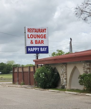 Imagen del bar/restaurante del Hotel Happy Bay. Foto 3