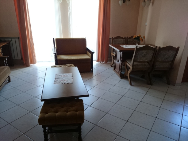 Imagen de los interiores del Hotel Happy, Budapest. Foto 8