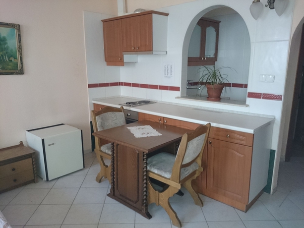 Imagen de la habitación del Hotel Happy, Budapest. Foto 7