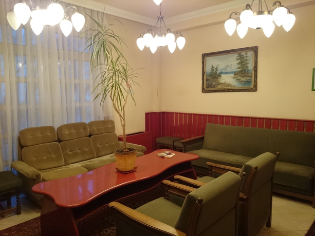 Imagen de los interiores del Hotel Happy, Budapest. Foto 14