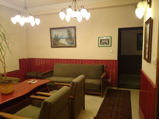 Imagen de los interiores del Hotel Happy, Budapest. Foto 15