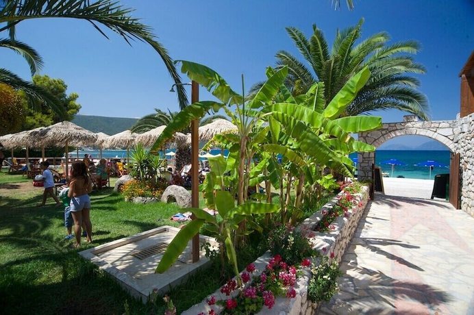 Imagen general del Hotel Happy Camp in Camping Karavomilos Beach. Foto 1