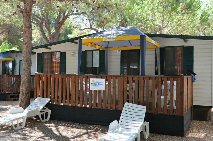 Imagen general del Hotel Happy Camp mobile homes in F&uuml;red Camping. Foto 9