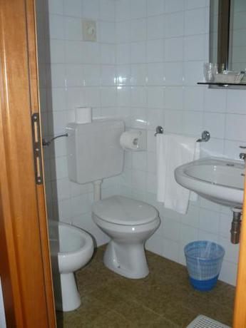 Imagen de la habitación del Hotel Happy, Cervia. Foto 7