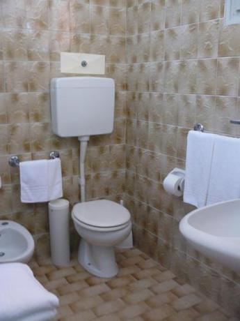 Imagen de la habitación del Hotel Happy, Cervia. Foto 9