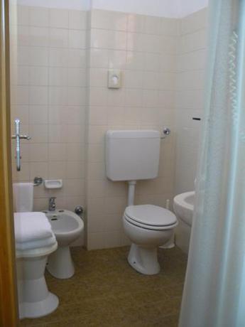 Imagen de la habitación del Hotel Happy, Cervia. Foto 10