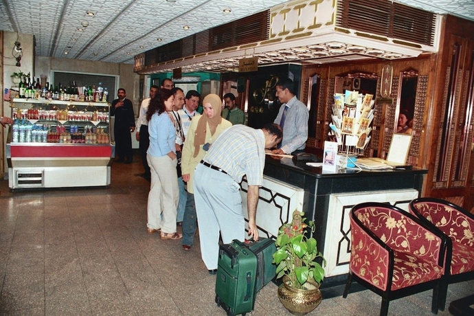 Imagen de los interiores del Hotel Happy City. Foto 16