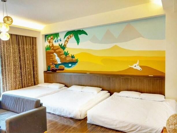 Imagen de la habitación del Hotel Happy Corner. Foto 30