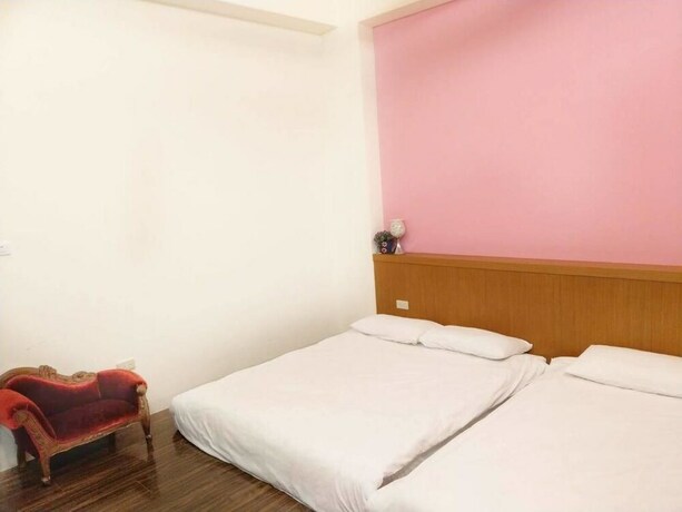 Imagen de la habitación del Hotel Happy Corner. Foto 33