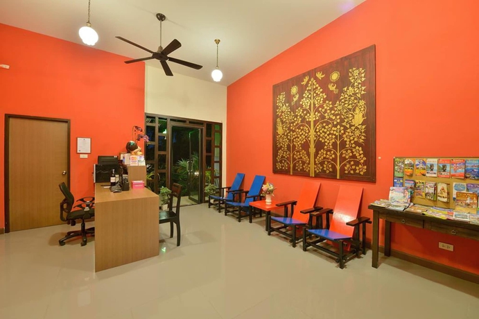 Imagen de los interiores del Hotel Happy Cottages Phuket. Foto 12