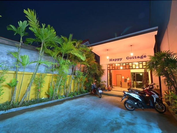 Imagen de los interiores del Hotel Happy Cottages Phuket. Foto 13