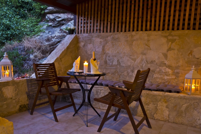 Imagen de los exteriores del Hotel Happy Cretan Suites. Foto 14