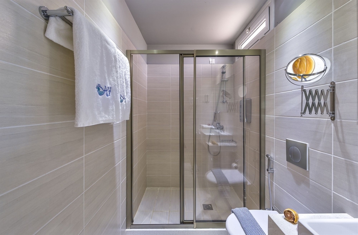 Imagen de la habitación del Hotel Happy Days Beach Hotel. Foto 2