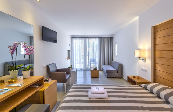 Imagen de la habitación del Hotel Happy Days Beach Hotel. Foto 4