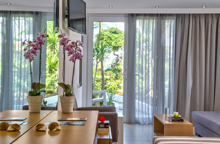 Imagen de la habitación del Hotel Happy Days Beach Hotel. Foto 5