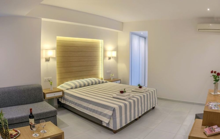 Imagen de la habitación del Hotel Happy Days Beach Hotel. Foto 6