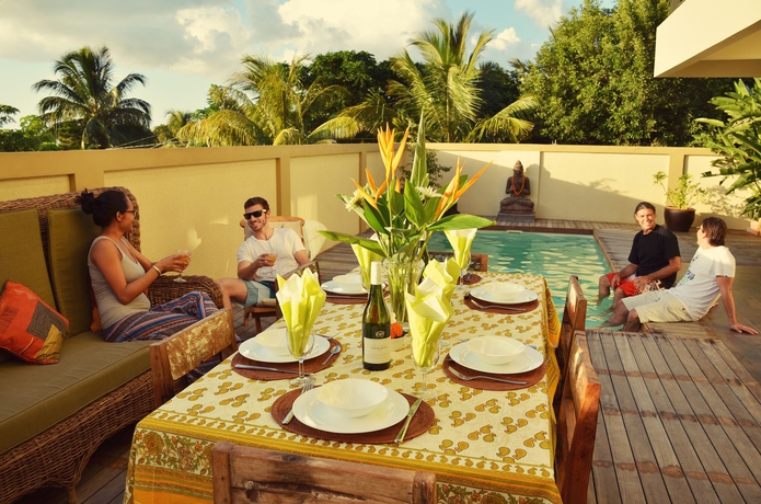 Imagen del bar/restaurante del Hotel Happy Days Guest House. Foto 4