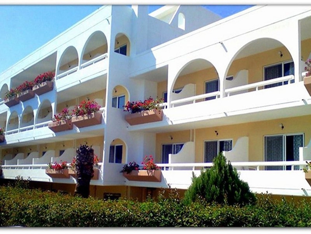 Imagen general del Hotel Happy Days, Rodas. Foto 2