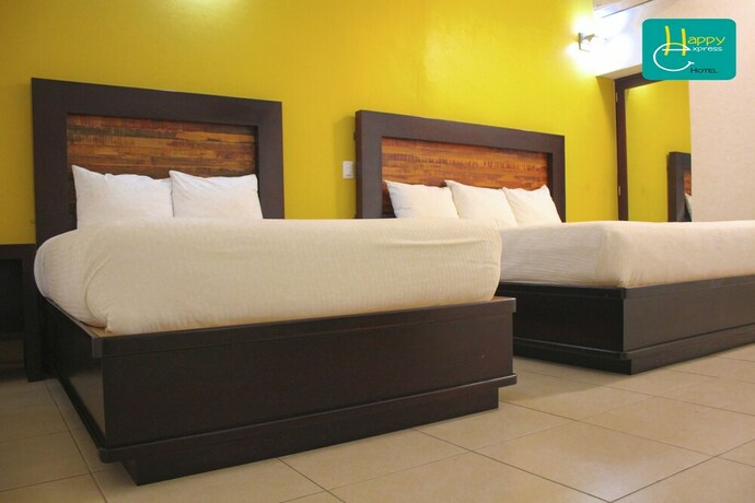 Imagen de la habitación del Hotel Happy Express. Foto 16