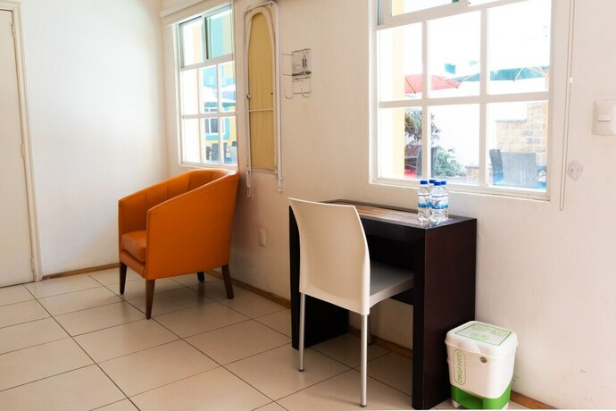 Imagen de la habitación del Hotel Happy Express. Foto 20