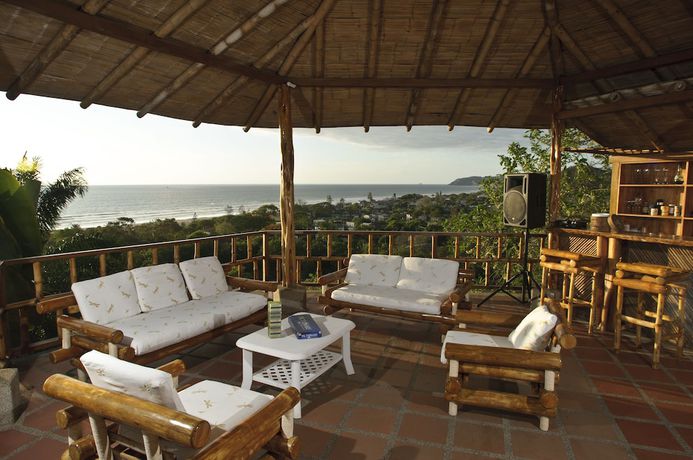 Imagen de los exteriores del Hotel Happy Hill Hostel. Foto 10