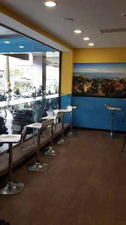 Imagen de los interiores del Hotel Happy Holiday. Foto 19