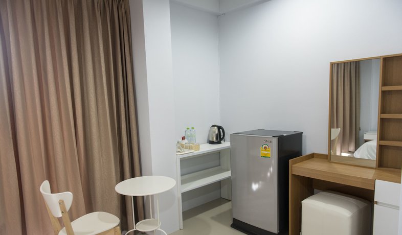Imagen de la habitación del Hotel Happy Home, Ratchaburi. Foto 7
