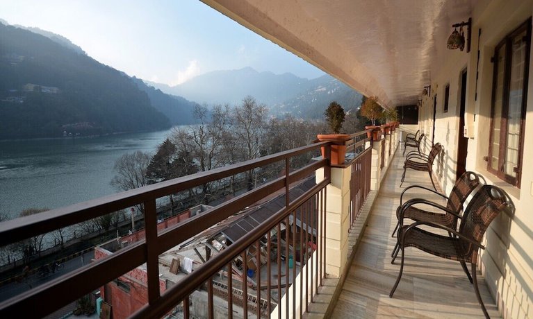 Imagen de la habitación del Hotel Happy Home The Lake Paradise. Foto 14