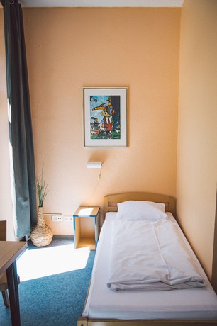 Imagen de la habitación del Hotel Happy Hotel Berlin. Foto 2