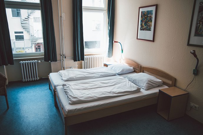 Imagen de la habitación del Hotel Happy Hotel Berlin. Foto 8