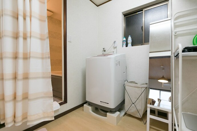 Imagen de la habitación del Hotel Happy House. Foto 31