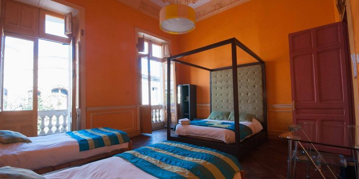 Imagen de la habitación del Hotel Happy House Hostel. Foto 2