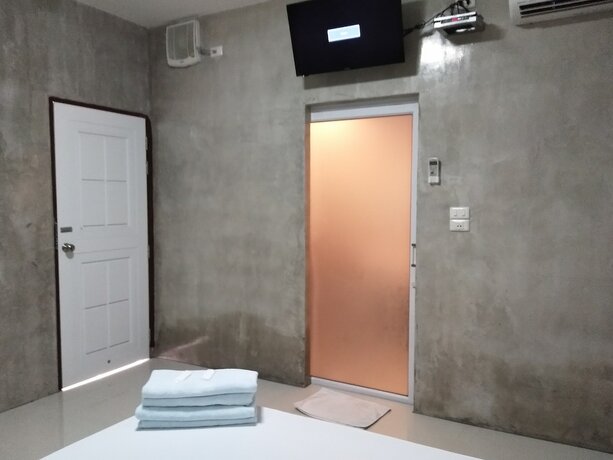 Imagen general del Hotel Happy Inn, Rayong. Foto 2