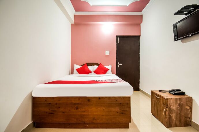 Imagen de la habitación del Hotel Happy Journey @ Patna. Foto 5