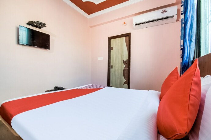 Imagen de la habitación del Hotel Happy Journey @ Patna. Foto 8