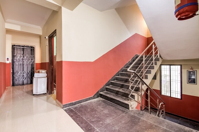 Imagen de los interiores del Hotel Happy Journey @ Patna. Foto 18