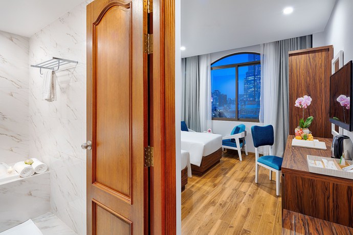 Imagen de la habitación del Hotel Happy Life Grand and Sky Bar. Foto 4