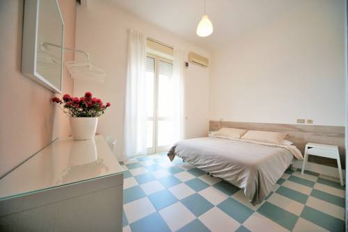 Imagen de la habitación del Hotel Happy, Marina Di Pietrasanta. Foto 5