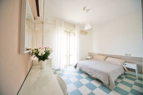 Imagen de la habitación del Hotel Happy, Marina Di Pietrasanta. Foto 11