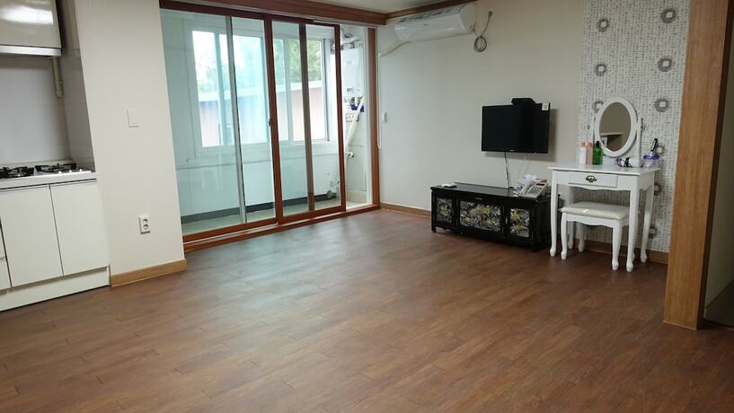 Imagen de la habitación del Hotel Happy Memory. Foto 13