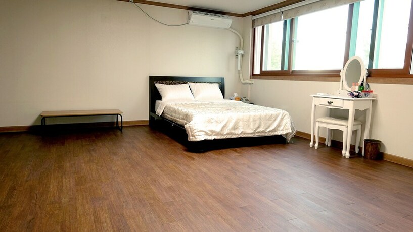 Imagen de la habitación del Hotel Happy Memory. Foto 14