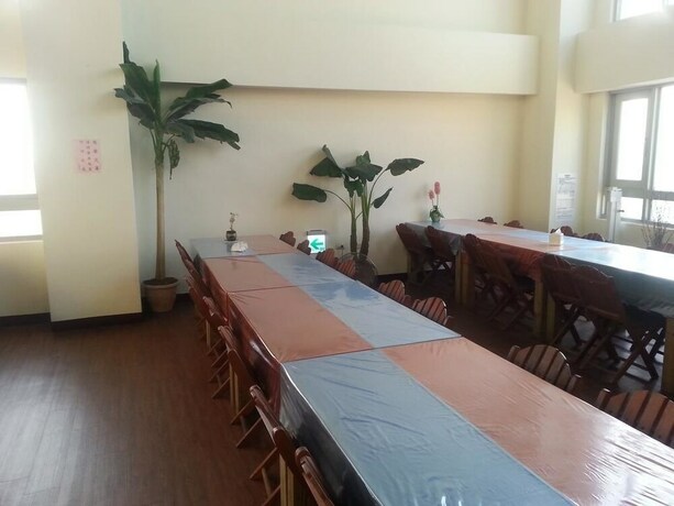 Imagen del bar/restaurante del Hotel Happy Resort. Foto 16