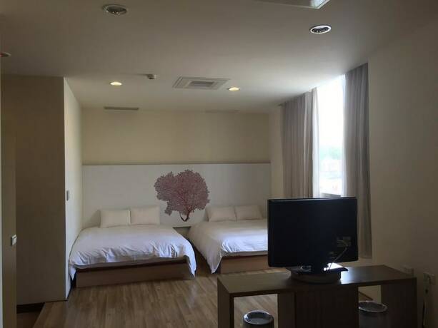 Imagen de la habitación del Hotel Happy Resort. Foto 23