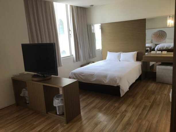 Imagen de la habitación del Hotel Happy Resort. Foto 28