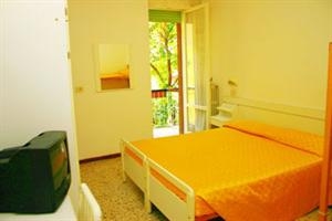 Imagen general del Hotel Happy, Rimini. Foto 2
