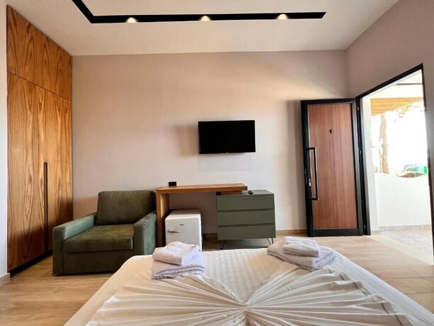 Imagen de la habitación del Hotel Happy Stay. Foto 19